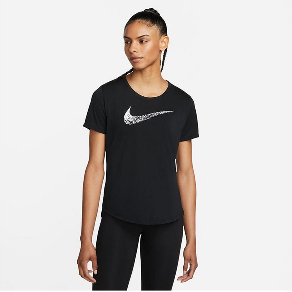 Nike Swoosh Run Top
